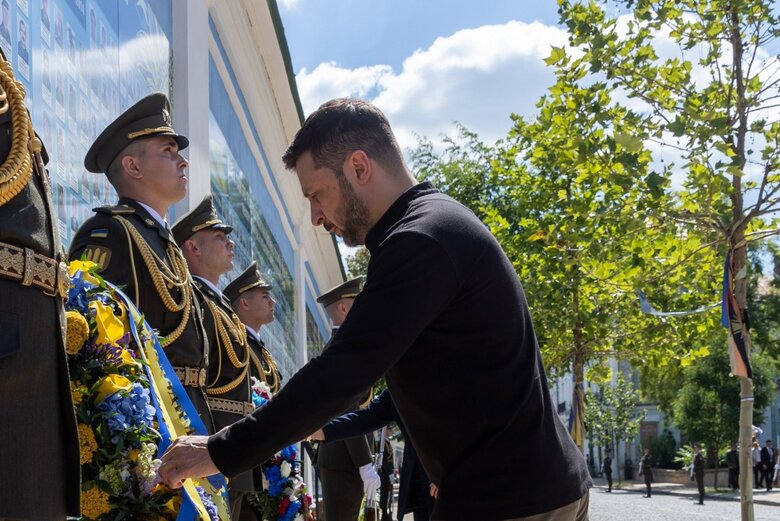 Зеленський разом із президенткою Словенії Пірц Мусар вшанували пам’ять загиблих захисників України