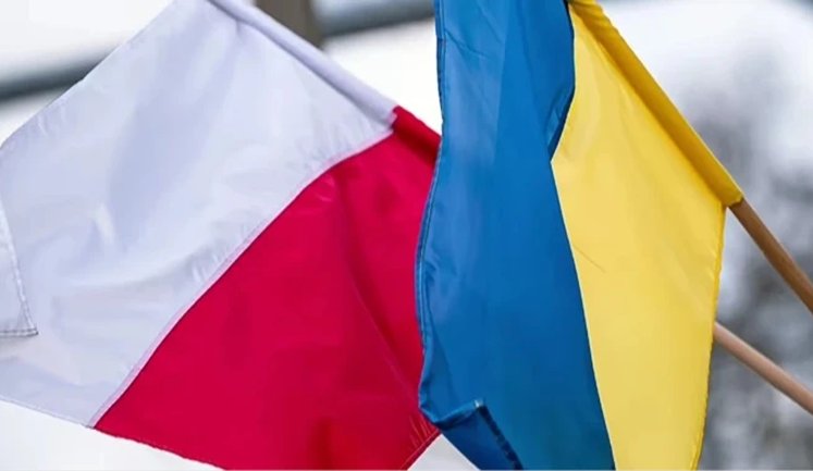 Дипломатична криза не зупинила польський бізнес від інвестицій в Україну, – Bloomberg
