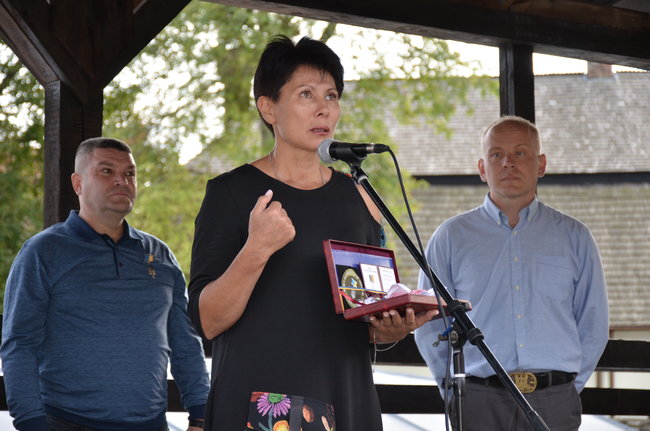 Не могла собі уявити, що представлятиму до нагороди Народний Герой свого… сина! Репортаж із церемонії у Луцьку 13