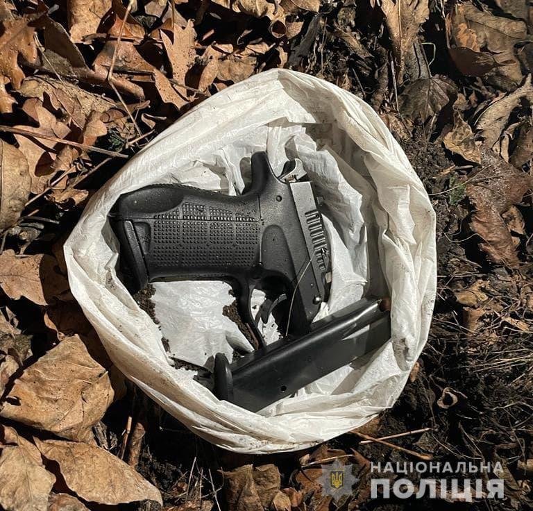 Полицейский после убийства патрульного в Рубежном пытался скрыться в России, - Нацполиция 03 Полицейский после убийства патрульного в Рубежном пытался скрыться в России, - Нацполиция 03