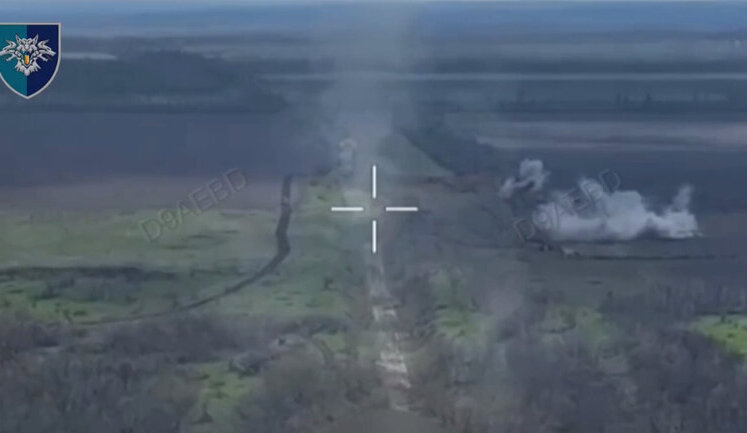 Бойцы 38 ОБрМП уничтожили российский танк Т-72 на Покровском направлении. ВИДЕО