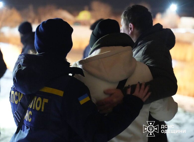 Рятувальники дістали тіла трьох підлітків