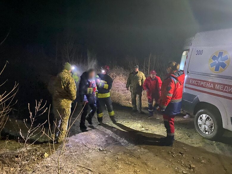 Ухилянти на Закарпатті викликали рятувальників