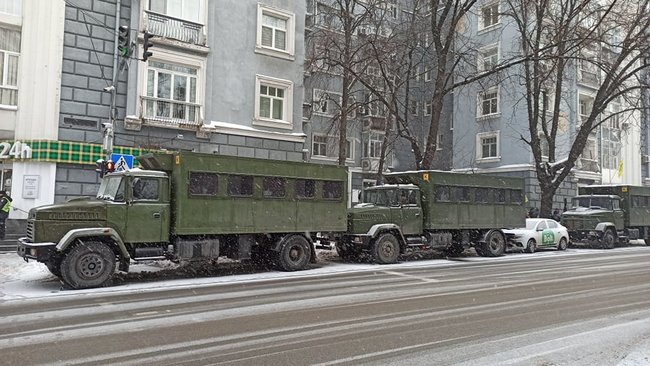 Доступный автомобиль каждому украинцу: владельцы евроблях пикетируют Раду 15