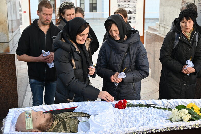 Із воїном та засновником видання Горинь Тарасом Давидюком, який загинув у бою проти окупантів на Запоріжжі, попрощалися у Києві 65