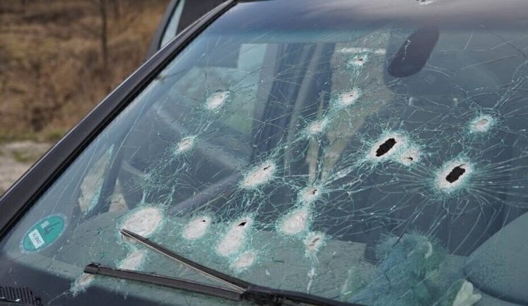 Двое мужчин погибли в результате удара российского FPV-дрона по авто в селе Гоптовка на Харьковщине