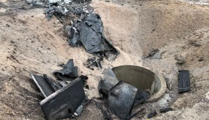 Рашисты атаковали территорию НВМК: места захоронений защитников остались невредимыми. ФОТОрепортаж