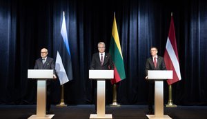 Президенти країн Балтії обговорили інциденти з дронами: Звинувачення з боку РФ є безпідставними