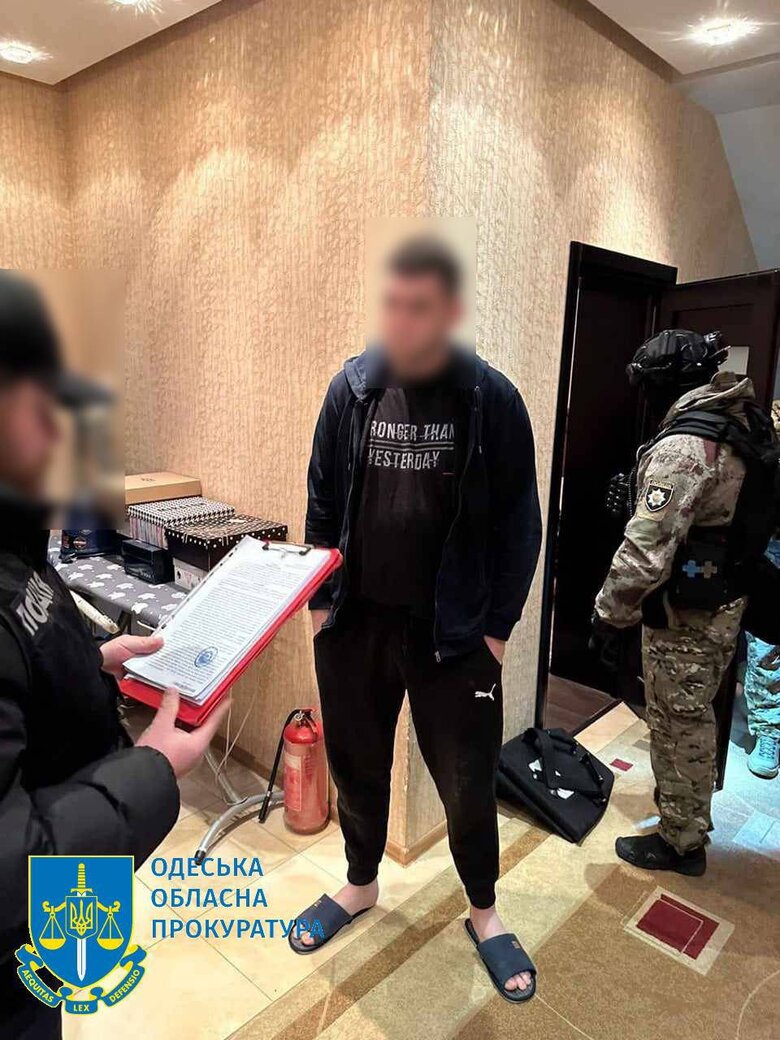 Мошенническая схема заработка на военнослужащих ВСУ ликвидирована в Одессе, - прокуратура 02