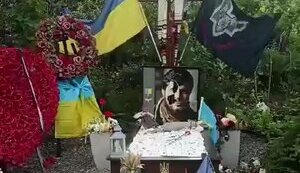 Вночі невідомі понівечили могили Да Вінчі, Джуса та Петриченка. ВIДЕО