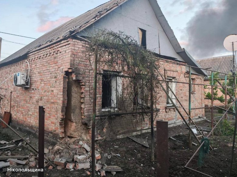 Днепропетровская область под обстрелами: четверо пострадавших и масштабные разрушения
