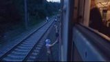 вандализм,электричка