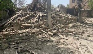 Ruscists dropped GAB on residential building in Beryslav, 15 people were injured. PHOTO