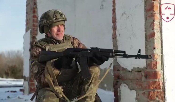 У підрозділі "СКАЛА" служить боєць родом із Росії: "В Украине живу с 1999 года, туда возвращаться не хочу". ВIДЕО