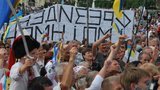Более половины молодых украинцев готовы подняться на борьбу с властью, - опрос