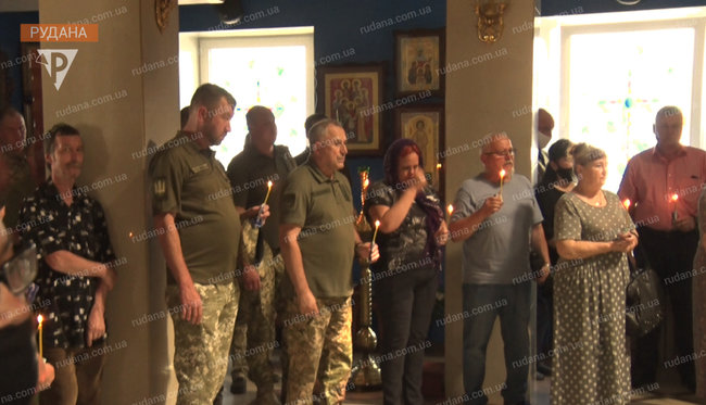 С погибшим на Донбассе воином 58-й ОМПБр Андреем Гонаром простились в Кривом Роге 05