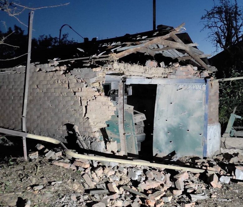 Окупанти обстріляли три громади Нікопольського району Дніпропетровської області, пошкоджені приватні будинки 03