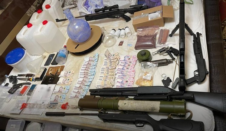 Прикордонники викрили правопорушників, які виготовляли наркотики. ФОТОрепортаж