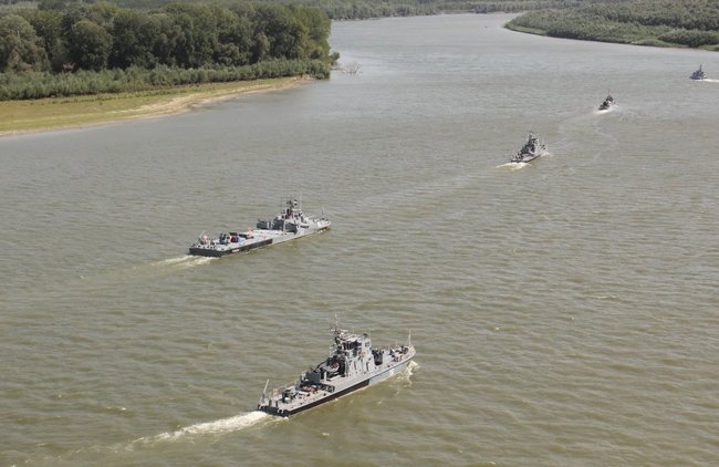 В акваторії Дунаю стартували українсько-румунські навчання ВМС Riverine-2020 10