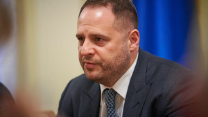 Україна завжди пам'ятатиме всі жертви тоталітарного режиму, - Єрмак про депортацію кримськотатарського народу