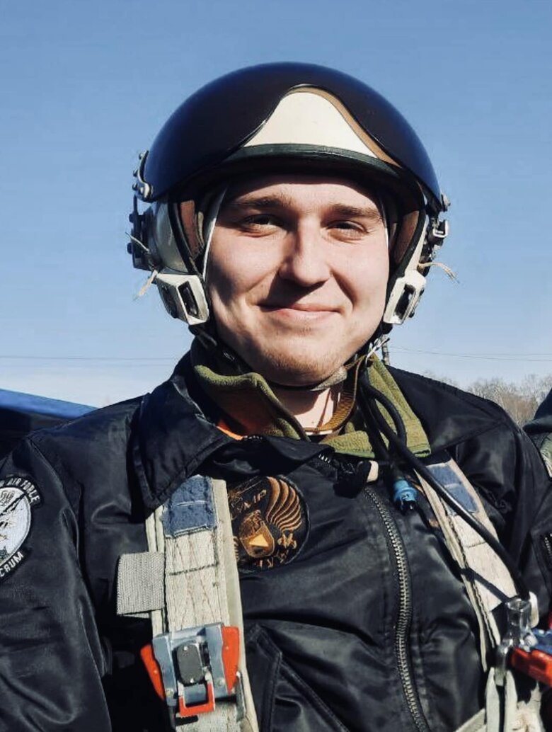 Загинув льотчик Іван Болотов