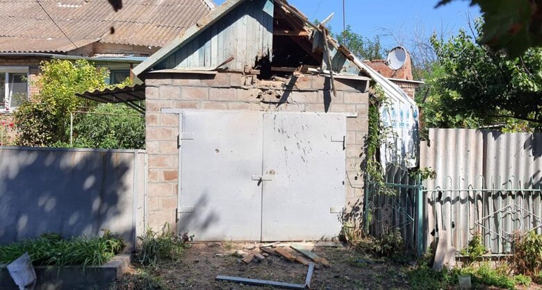 Russian army shelled Nikopol with artillery three times today 02