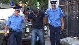 Племянник Герман порвал форму на женщине-следователе, плевал ей в лицо и таскал за волосы. + ВИДЕО.