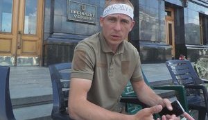 Побратимы убитого добровольца Олешко (Сармата) 10-й день продолжают голодовку под ОП: "К нам никто не выходил. Ничего не говорил. Результата нет". ВИДЕО+ФОТО