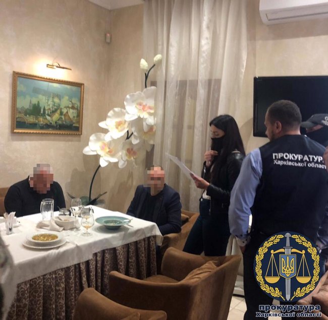 Суд арестовал мошенников, продававших должности глав Харьковской ОГА и облналоговой 01
