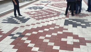 Біля Золотих Воріт у Києві поклали плитку у вигляді вишиванки, - нардеп Білоцерківець. ФОТО