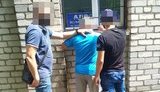 У Житомирі під час одержання 750 дол. хабаря затримали судового розпорядника, - прокуратура. ФОТО