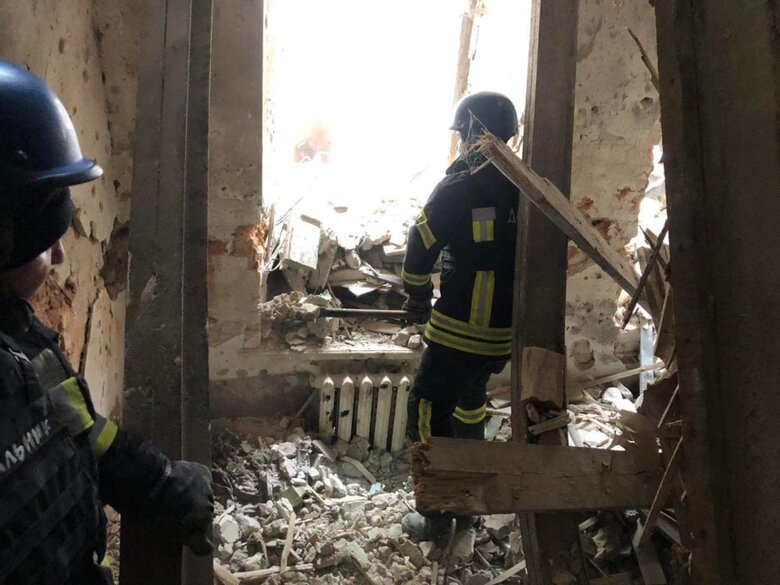 Rescuers found another body under rubble in Sviatohirsk Lavra 01