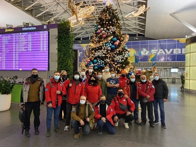 Нова українська експедиція вирушила на антарктичну станцію Академік Вернадський 01