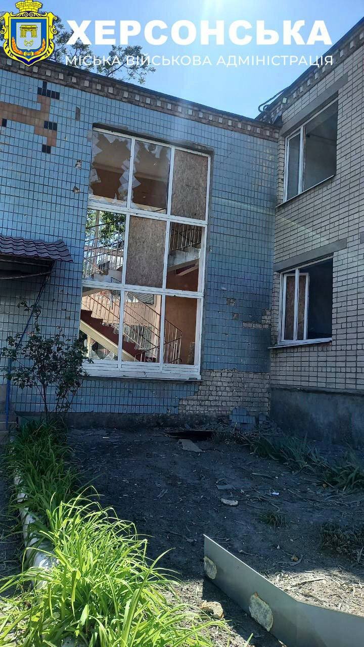 Россия атаковала два детских сада в Херсоне