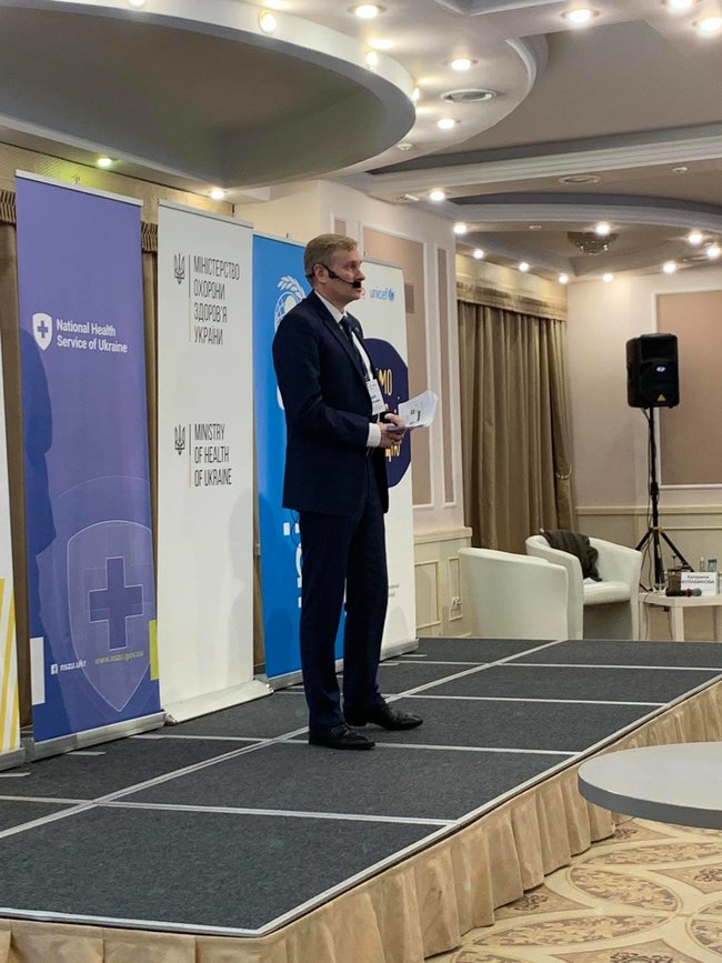 Очільник НСЗУ Андрій Віленський: На початок року на рахунках медзакладів лежало 17 млрд гривень, які мали піти на безоплатне лікування українців 02