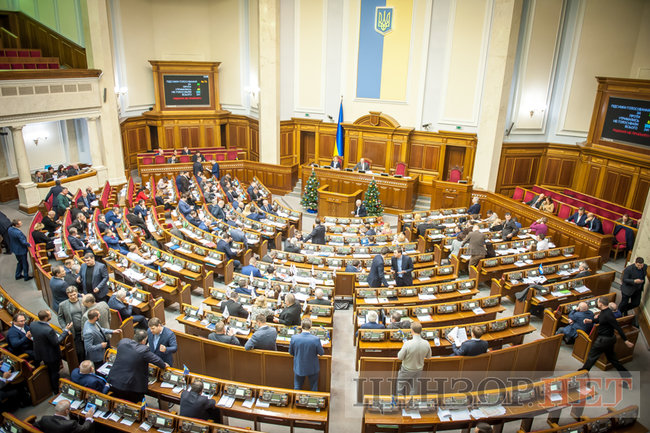 Как принимали Закон о деокупации. Репортаж из Рады 01