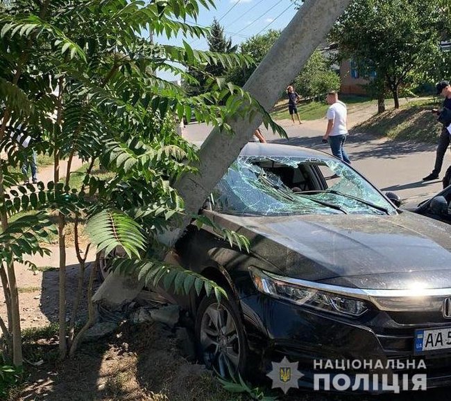 Поліція Київщини затримала озброєну групу грабіжників елітних квартир 03