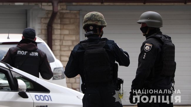 Чоловік підірвав себе в гаражі в центрі Харкова 02