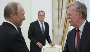 "Я приїхав без оливкової гілки", - Болтон зустрівся з Путіним у Кремлі. ВІДЕО+ФОТОрепортаж