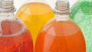 Во всех школах Евросоюза прекратят продажу сладких напитков в 2018 году
