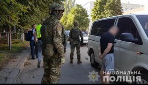 Поліцейські "накрили" на Миколаївщині банду, яка тоннами крала газ із вагонів-цистерн. ВІДЕО+ФОТОрепортаж