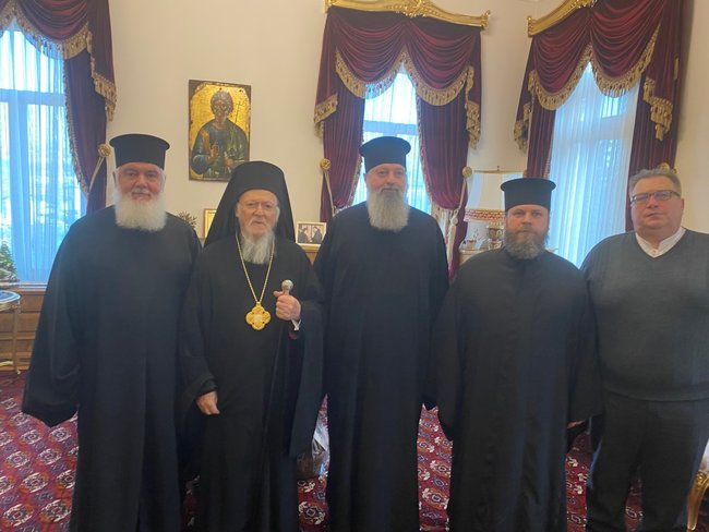 Делегація ПЦУ відвідала Константинополь з нагоди річниці надання Томосу 01