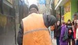 Сотрудники ГАИ в Симферополе задержали водителя троллейбуса... без прав. ВИДЕО
