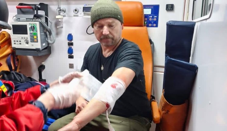 Журналисты "Интера" попали под обстрел в Краматорске: ранен корреспондент. ФОТО