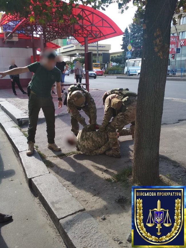 Контрактник, торговавший наркотиками, задержан на Житомирщине, - военная прокуратура 01