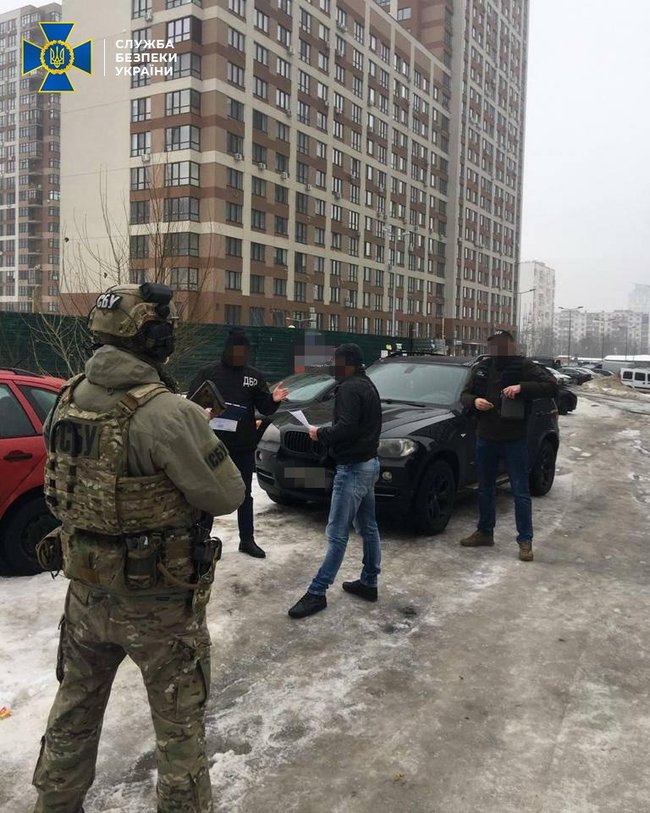 Сотрудник СБУ в Харькове похитил мужчину в интересах российской компании, - ГБР 04