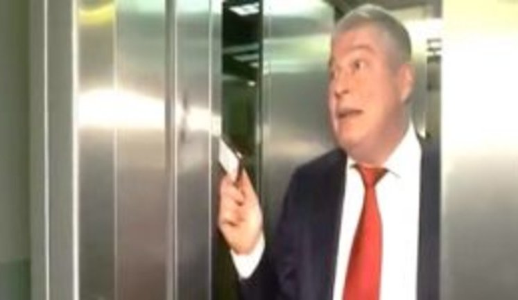 "Буде горіти ця країна вогнем. Я собі зароблю. Мені кажуть, що не вистачає балів. Маячня!", - Червоненко про конкурс на місце глави Одеської ОДА. ВIДЕО