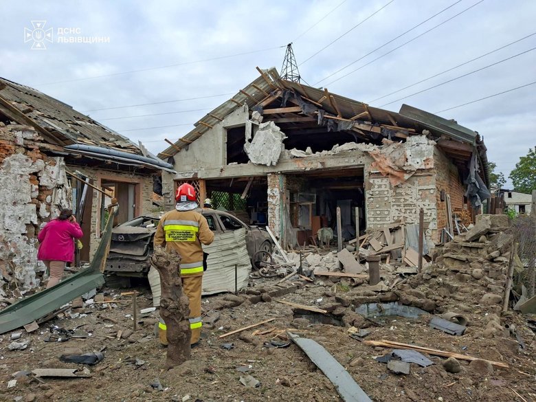 Russian drone crashes in Lviv region, injuring three people