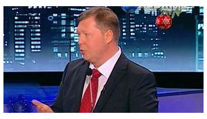 Распад коалиции в прямом эфире: ПР и КПУ поспорили, кто больше продался, голосуя за закон о векселях. ВИДЕО