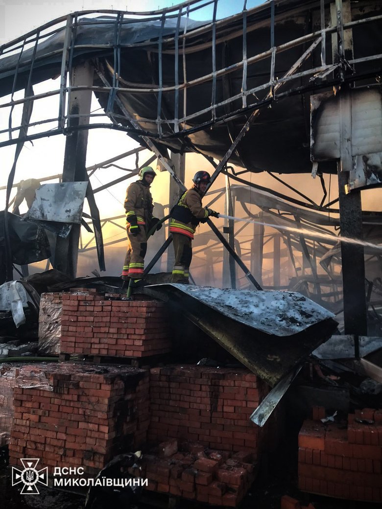 Strike on a supermarket in the Mykolaiv region